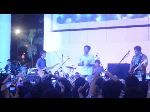 Sheila on 7 - Tunjuk satu bintang live