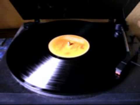 Gustav Winckler. Landsbykirkens klokkeklang