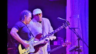TOMMY CASTRO & RONNIE BAKER BROOKS 4/22/18 CHICAGO "THEM CHANGES"