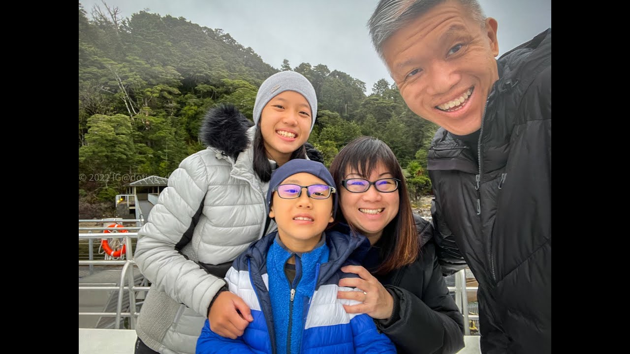 Embark on a tour of Te Anau Glowworm Caves through the lens of tourist.