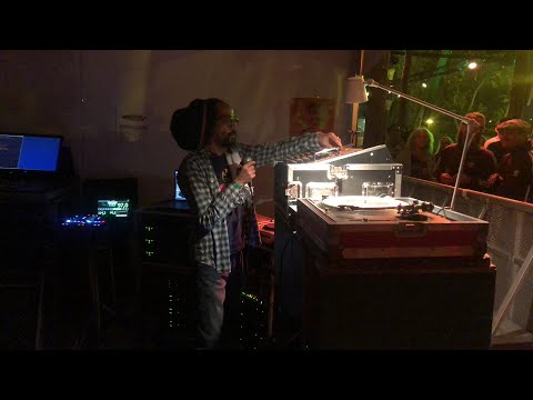 Gabre Selassie - Kingston Dub Club - Black Liberation & Wake Up & Live @ 18" Corner (b) geel 050822