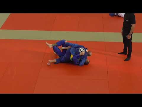 Bartlomiej Somiak vs Gregory Laffont - FINAL - IBJJF London Fall Open 2018 - Purple Master 1 - Light