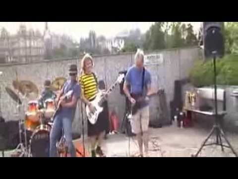 Danny Lee Band -Elvis Medley- Edinburgh :Trouble, Jailhouse Rock, Blues Suede Shoes, Hound Dog