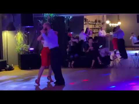 Cristian Taffarello y Flavia Cristaldo. Workshop in "POEMA" MILONGA.