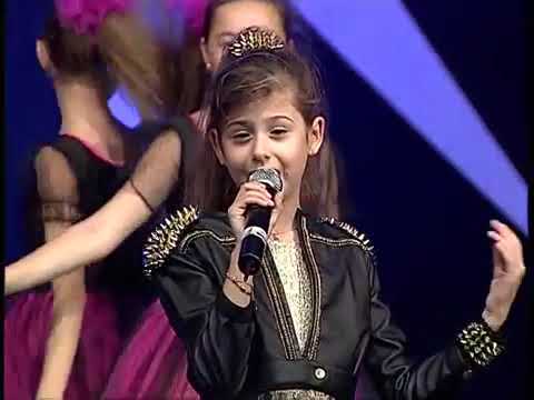 ANGELA IOANA GHEORGHIU - DA-O MAI DEPARTE!