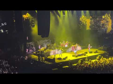 Taylor Hawkins Tribute LA - Foo Fighters with Brad Wilk This is a Call