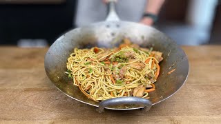 NOODLES Cinesi con pollo e verdure | CHOW MEIN