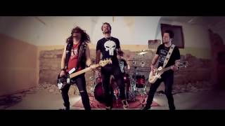 Sleazy RoXxX - Let's Roll [Official Music Video]