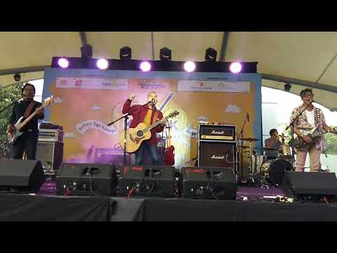 The Rain - Opening + Gagal Bersembunyi Live Traxkustik at Mall BXC on July 07, 2019