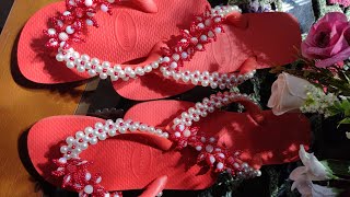 chinelo me e filha bordado com flor em prolas simples para praia