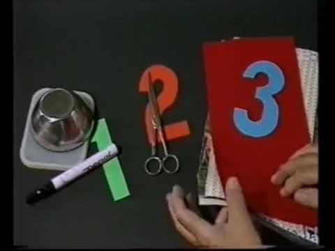 Jørgen Clevin tegner en bamse