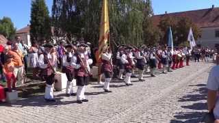 preview picture of video 'Schimbarea garzii Cetatii Alba Iulia Carolina 2013'