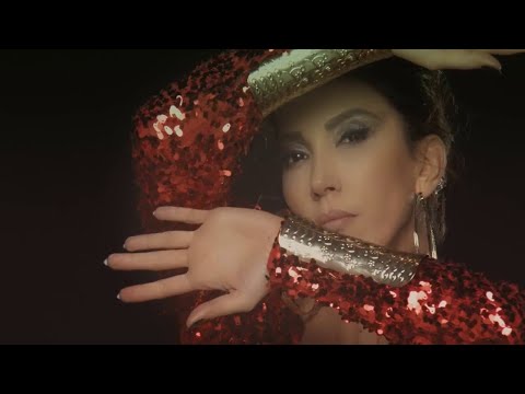 Videoclip de Ne Rüyası — Hande Yener