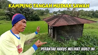 Download lagu The atmosphere in the Tangah Hamlet of Jorong Mudiak Sawah, Matur District, Agam Regency, West Su... mp3