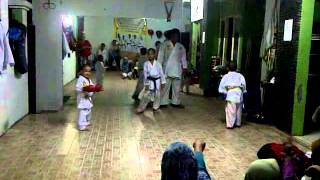 Boxing Kid VS Karate Kid