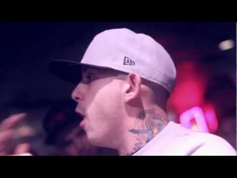 Bad Mr Frosty vs D-Moe