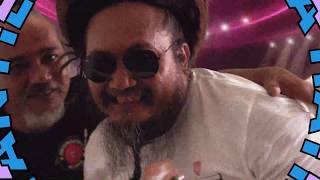 Download lagu #JONIAGUNG & DOUBLE T feat BALI UNITED : BERNYANYI MENARI (  Video Promotion) mp3