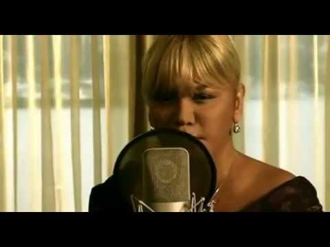 Crossing the Bridge The Sound of Istanbul- SEZEN AKSU - İSTANBUL HATIRASI --- Baba Zula-Cecom