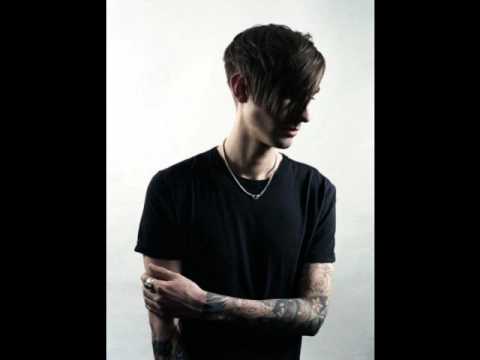 Video thumbnail for Emily’s Smile (Sigha ‘She’s Still Smiling’ Remix)