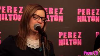 Lisa Loeb - "No Fairy Tale" (Acoustic Perez Hilton Performance)