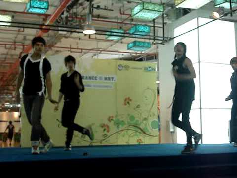 101120 Vongola cover SHINee : Lucifer @ JK Underground