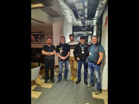 Trampské tamtamy - Gladly S.W. živě ze studia