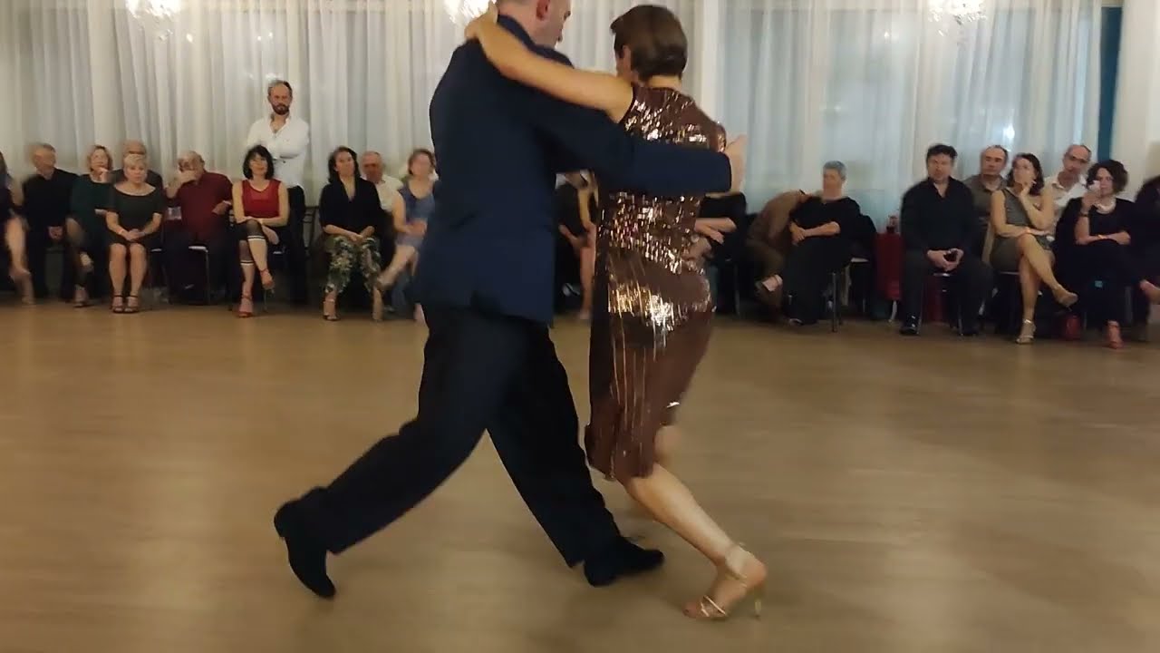 Video thumbnail for Joe Corbata y Lucila Cionci 1 - Milonga Mucho Mas - Cervia - Italia