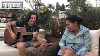 Download lagu WHINDERSSON NUNES & SIMONE CANTAM APÓS ELIMINAÇÃO DO BRASIL mp3