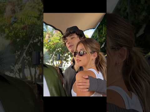 Nicole Wallace looks stunning in this look 😍❤️ at Culpa Nuestra Premiere | Gabriel Guevara