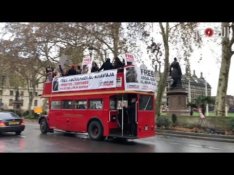 شاهد فرونت لاين تختتم فعالياتها في لندن للإفراج عن الخواجة بـ”حافلة احتجاج”