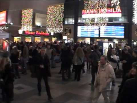 Banana Bang - Flashmob Karlsruhe 12.12.2008 HQ