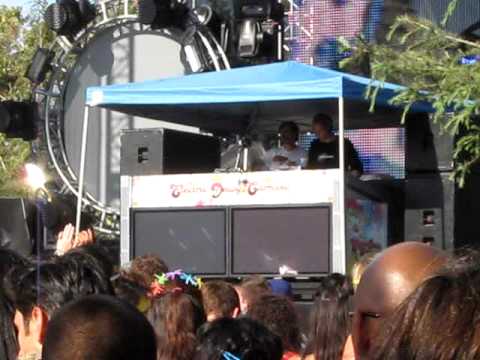 EDC 2009 Circuit Grounds: Kyau & Albert - Cosmic Gate - Flatline (Kyau & Albert Remix)