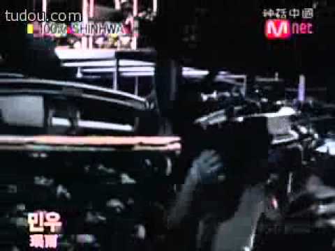 100% SHINHWA - 이민우