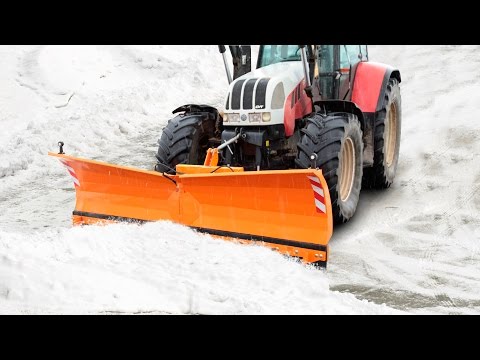 Fliegl Agro-Center im Einsatz Schneeschild „Mammut“ | Schneeräumen extrem Schneepflug