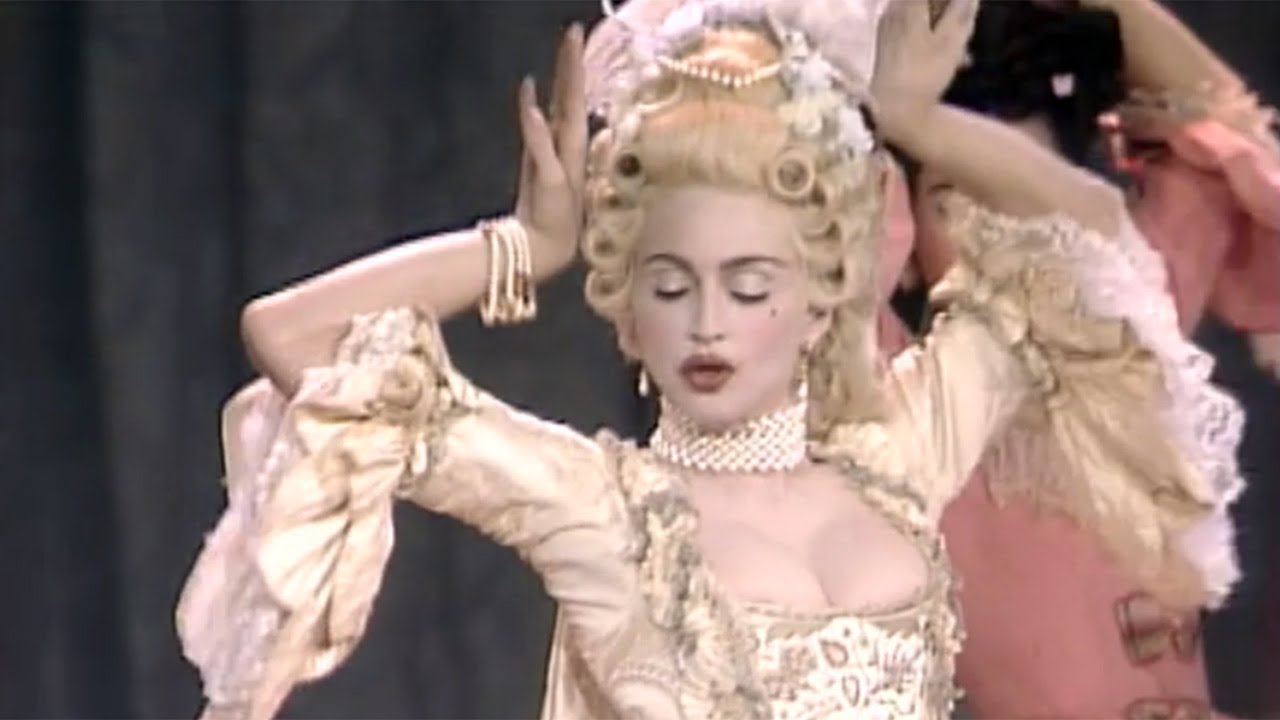 Madonna - Vogue (Live at the MTV Awards 1990) [Official Video] thumnail
