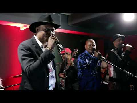 Desouza Santu et Kanta Niboma - hommage Pepe Kalle à Paris