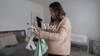 Weekly Vlog: First Day of Maternity Leave & Spending Time at Home