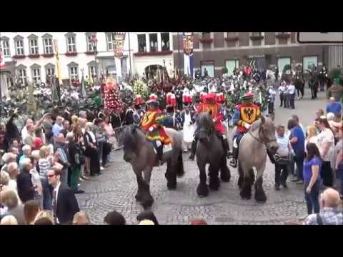 2017 0715 Abmarsch nach der  Investitur des Schützenkönigs StSebastSchützenverein Düsseldorf  YT