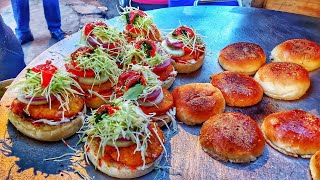 Desi Tawa Burger | Amul Cheese Burger | Paneer Burger | Laxmi Nagar Street Food | देसी तवा बर्गर