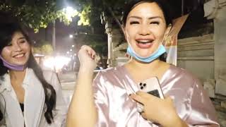 Download lagu 🔴MAMI SISKA LARI TELANJANG DI JALAN II PEMERSATU BANGSA mp3