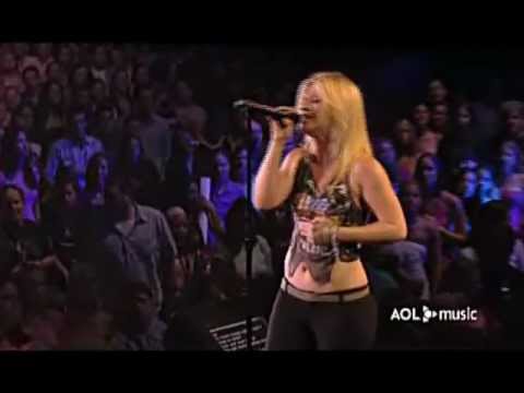 Kelly Clarkson - The Trouble With Love Is (AOL Music Live)