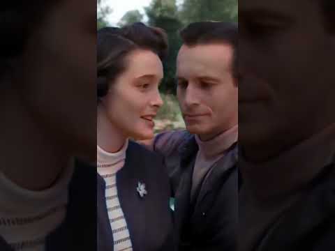 Kissing a Venusian 🎬 Stranger from Venus (1954) #shorts #moviescenes #venus