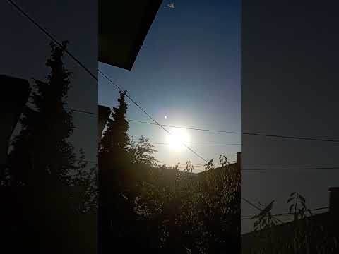 PREDIVNO DVORIŠTE MOJE KUĆE I DIVAN POGLED SA TERASE 👌😀🌳🏞️