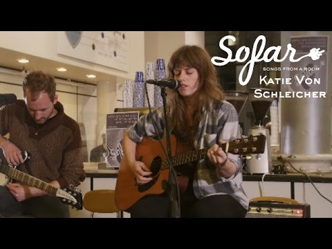 Katie Von Schleicher - My Body On Through | Sofar NYC