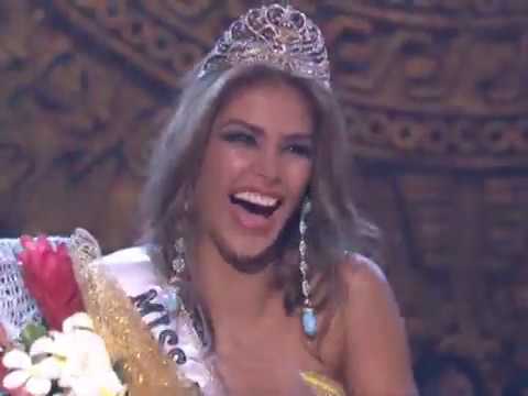 CROWNING MOMENT: Miss Universe 2008