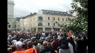 preview picture of video 'Les motards ont du coeur 53 - Arrivée au centre Laval - Dimanche 12 Mai 2013'