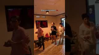 Download lagu Nona Holland dances Tobelo in Ambon mp3 Download lagu Nona Holland dances Tobelo in Ambon mp3