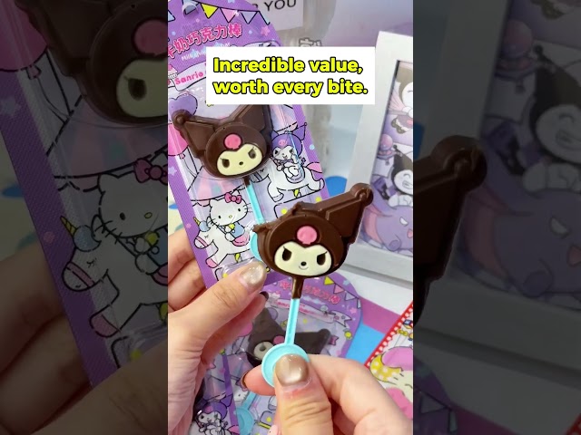 Vídeo relacionado con Barra de chocolate dulce Sanrio Chococat Stay Camiseta