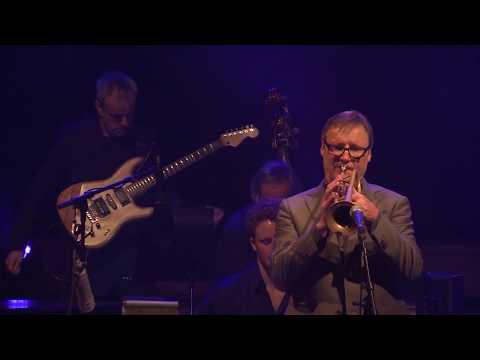 Smooth Shake - How Could We Forget (2017) - live at Brussels Jazz Festival