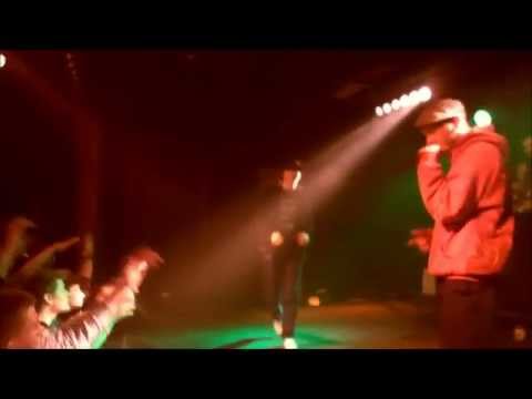 ZETENWUPE - SKUTKI UBOCZNE / LECĘ DO CIEBIE (LIVE IN GRAFFITI, LUBLIN 31.03.2012)